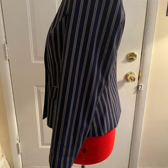 John Meyer Size 12 Ladies Pin striped Suit - Picture 6 of 14